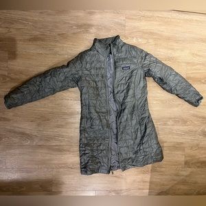 NWOT Patagonia Nanopuff jacket